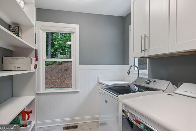 165 River Park Drive, Atlanta, GA 30328