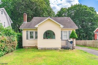 16 Dayton Cres, Bernardsville Boro, NJ 07924