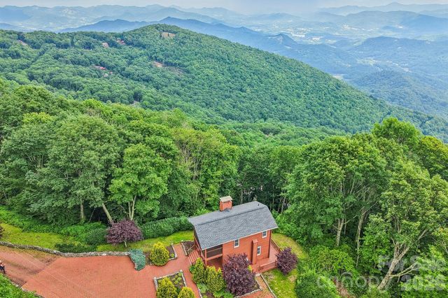 156 Simpson Lane, Maggie Valley, NC 28751