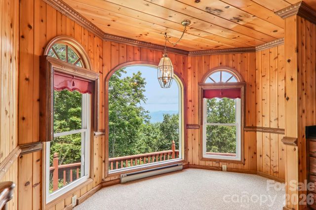 156 Simpson Lane, Maggie Valley, NC 28751