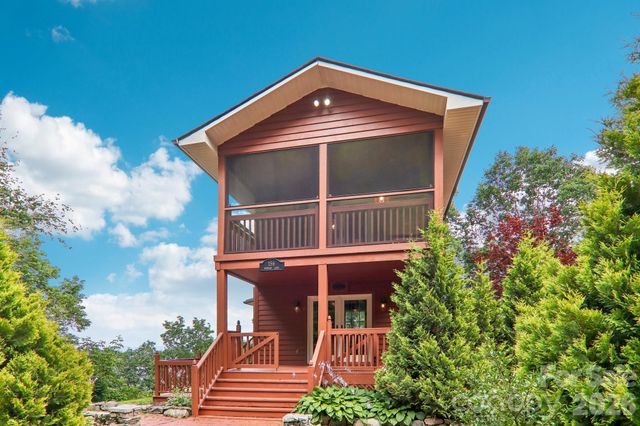 156 Simpson Lane, Maggie Valley, NC 28751