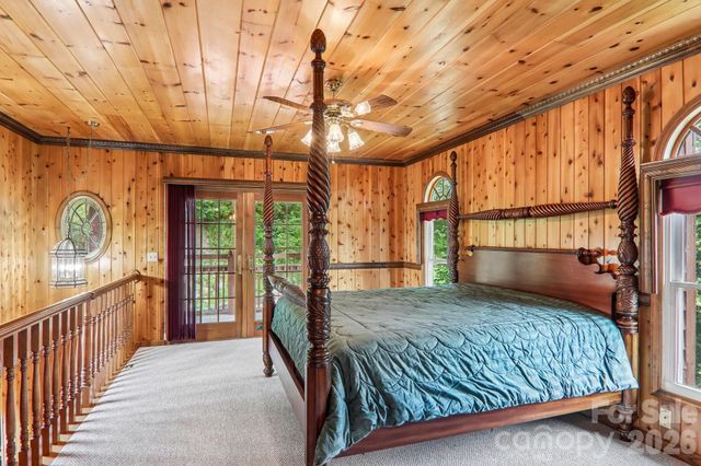 156 Simpson Lane, Maggie Valley, NC 28751