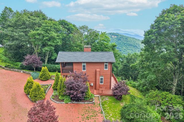 156 Simpson Lane, Maggie Valley, NC 28751