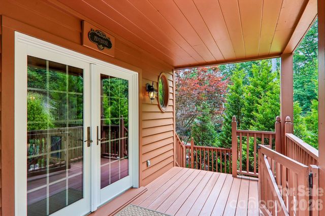 156 Simpson Lane, Maggie Valley, NC 28751