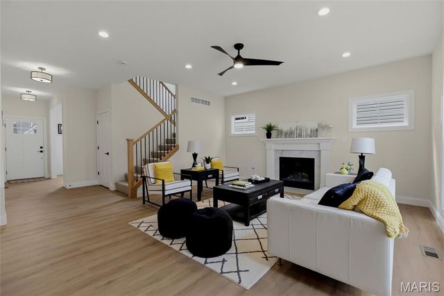 9223 Merritt Avenue, Rock Hill, MO 63144