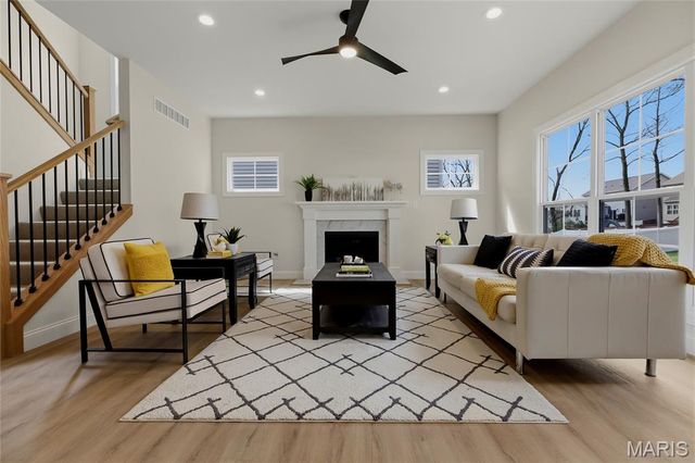 9223 Merritt Avenue, Rock Hill, MO 63144