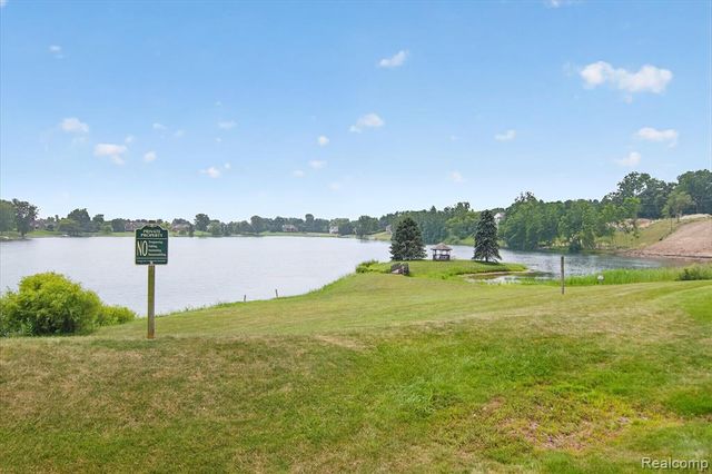9041 Mirage Lake Drive, Milan, MI 48160