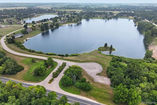 9041 Mirage Lake Drive, Milan, MI 48160