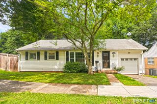 110 Roger White Drive, New Haven, CT 06511