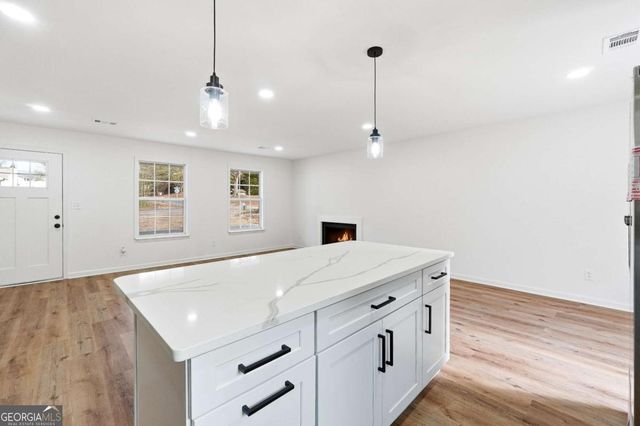 1429 Ridgewood Place, Lawrenceville, GA 30043