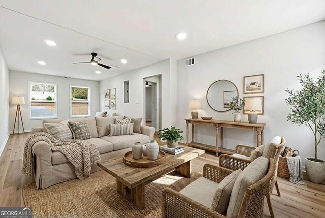 1429 Ridgewood Place, Lawrenceville, GA 30043