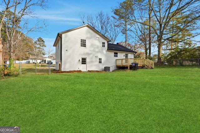 1429 Ridgewood Place, Lawrenceville, GA 30043