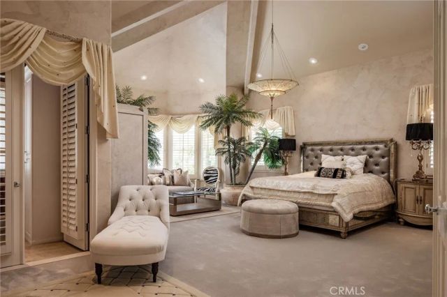 3 Weybridge Court, Newport Beach, CA 92660