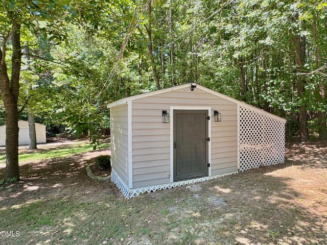 1384 Faulkner Town Road, Henderson, NC 27537