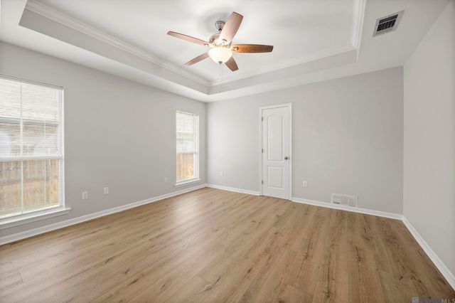 18596 White Oak Rd, Prairieville, LA 70769