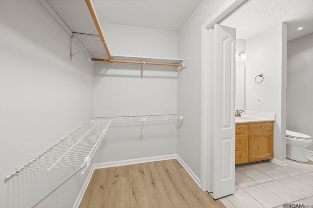 18596 White Oak Rd, Prairieville, LA 70769