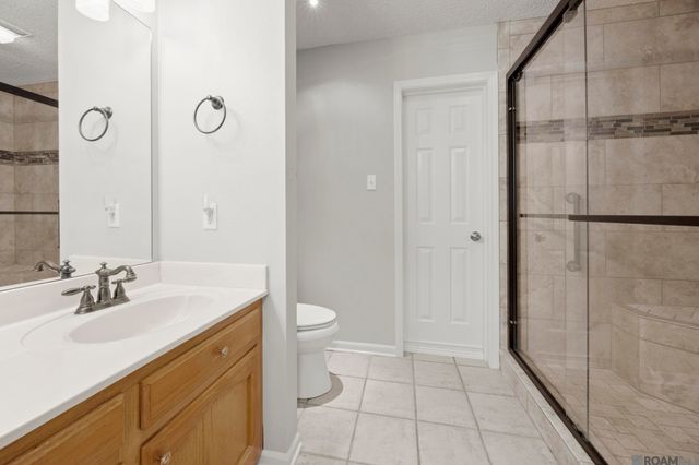 18596 White Oak Rd, Prairieville, LA 70769