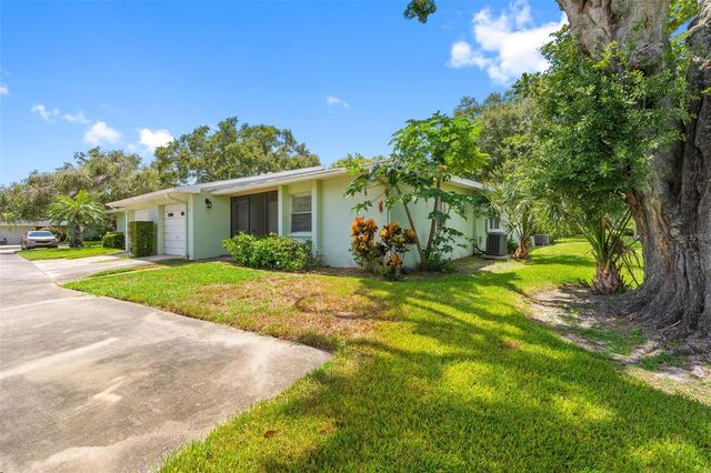 2833 ORANGE TREE CIRCLE N A, Palm Harbor, FL 34684