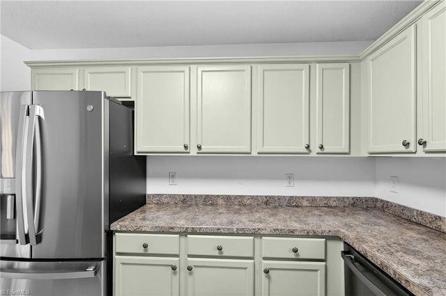 3971 Meadow Ridge Court, Asheboro, NC 27205