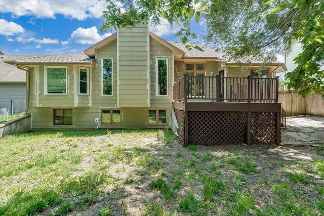 2366 N Vinegate Ct, Wichita, KS 67226