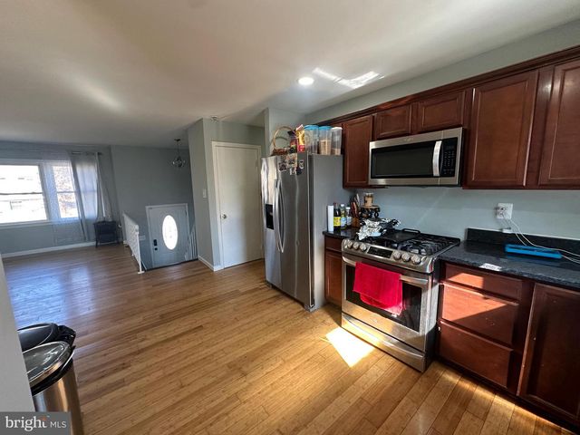 9805 WALNUT AVE, Lanham, MD 20706