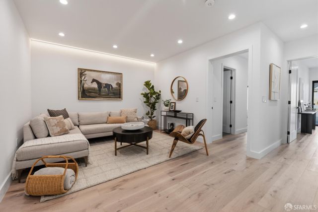 826 40th Avenue, San Francisco, CA 94121