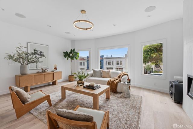826 40th Avenue, San Francisco, CA 94121
