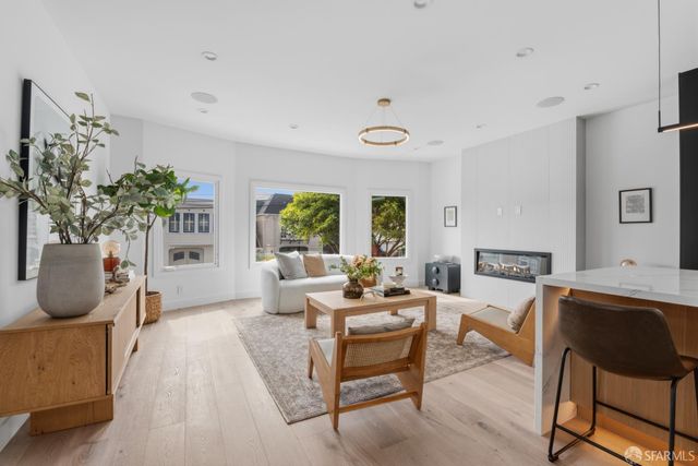 826 40th Avenue, San Francisco, CA 94121