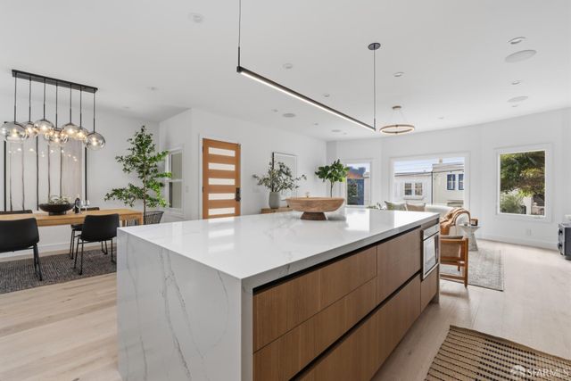 826 40th Avenue, San Francisco, CA 94121