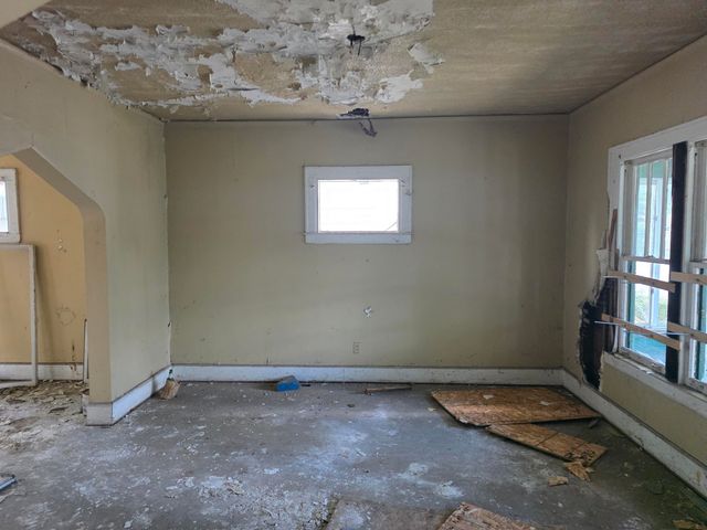 4011 French Road, Detroit City, MI 48214