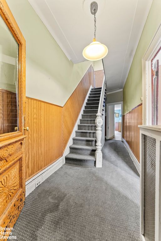 150A DIAMOND Street, New York City, NY 11222