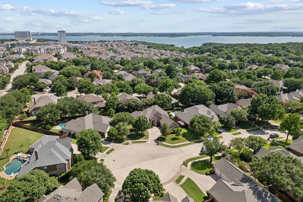 2509 Woodstone Court, Flower Mound, TX 75022