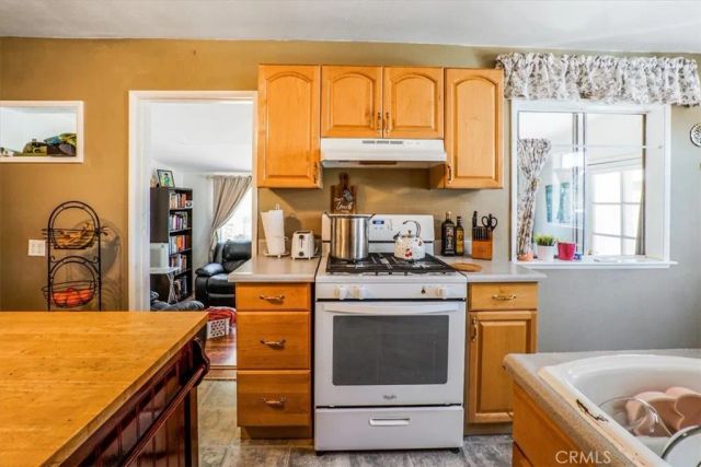 17386 Sage Avenue, Riverside, CA 92504
