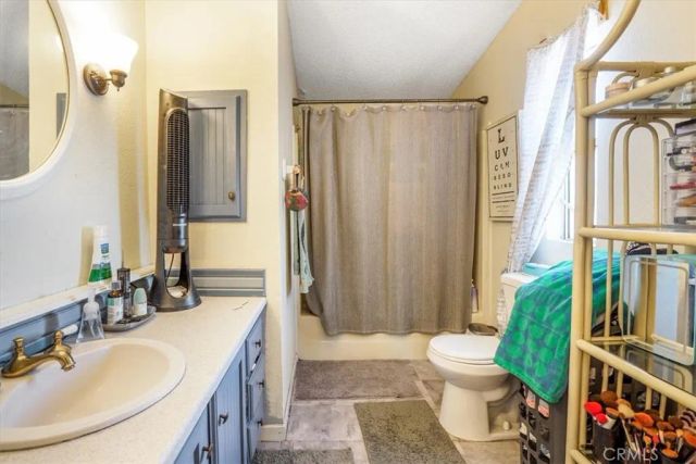 17386 Sage Avenue, Riverside, CA 92504
