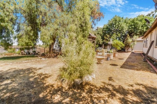 17386 Sage Avenue, Riverside, CA 92504