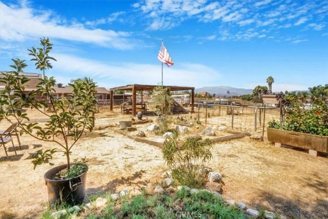 17386 Sage Avenue, Riverside, CA 92504