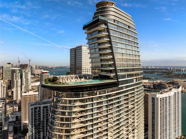 300 Biscayne Blvd Way 5008W, Miami, FL 33131