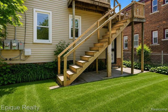 16901 Log Cabin Street, Highland Park, MI 48203