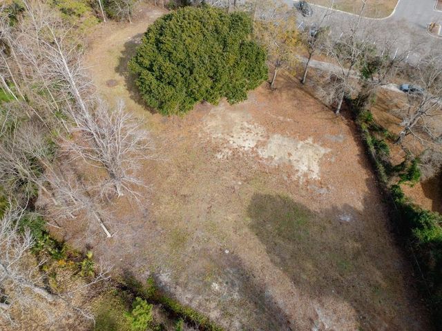 1327 Half Moon Ct., North Myrtle Beach, SC 29582