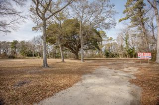 1327 Half Moon Ct., North Myrtle Beach, SC 29582