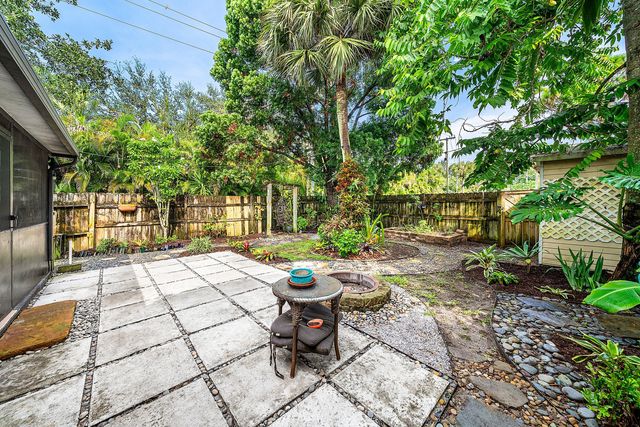 5893 Cassandra Court, West Palm Beach, FL 33415