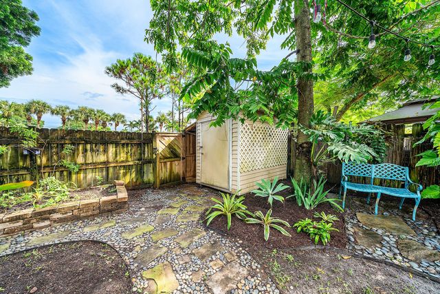 5893 Cassandra Court, West Palm Beach, FL 33415