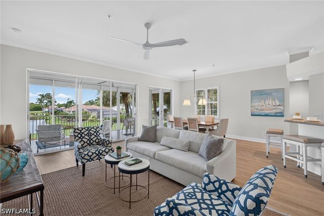 5015 MARINA COVE DR 203, Naples, FL 34112
