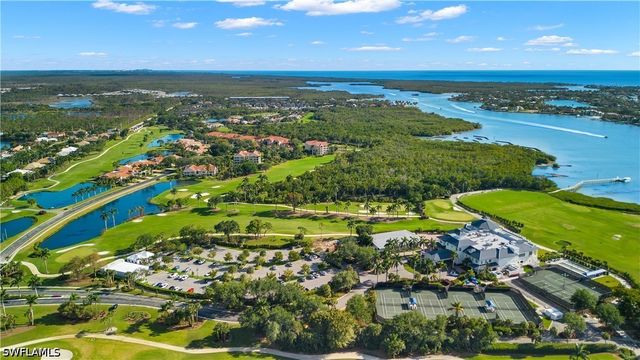 5015 MARINA COVE DR 203, Naples, FL 34112