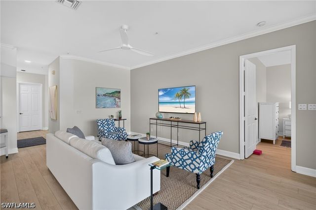 5015 MARINA COVE DR 203, Naples, FL 34112