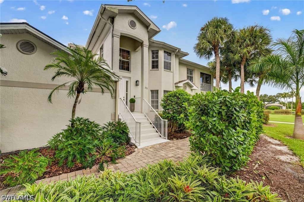 5015 MARINA COVE DR 203, Naples, FL 34112