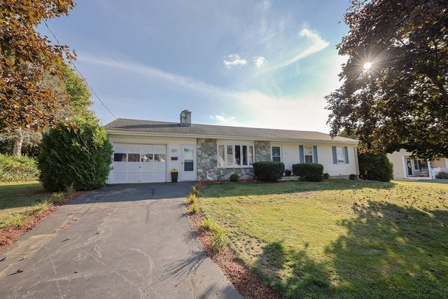 69 Denham Ave, Somerset, MA 02726