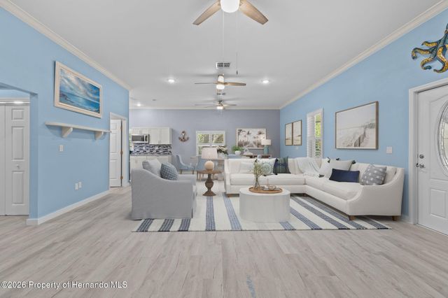 190 Osowaw Boulevard, Spring Hill, FL 34607