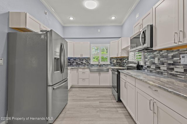 190 Osowaw Boulevard, Spring Hill, FL 34607