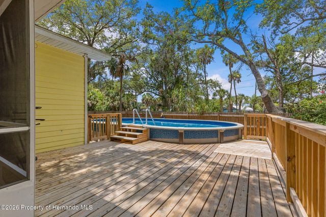 190 Osowaw Boulevard, Spring Hill, FL 34607